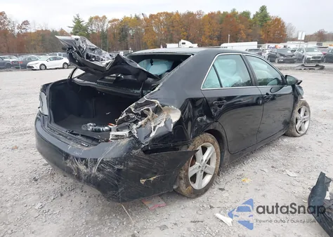 2014 Toyota Camry Se z USA, uszkodzony, nr VIN 4T1BF1FK2EU829590